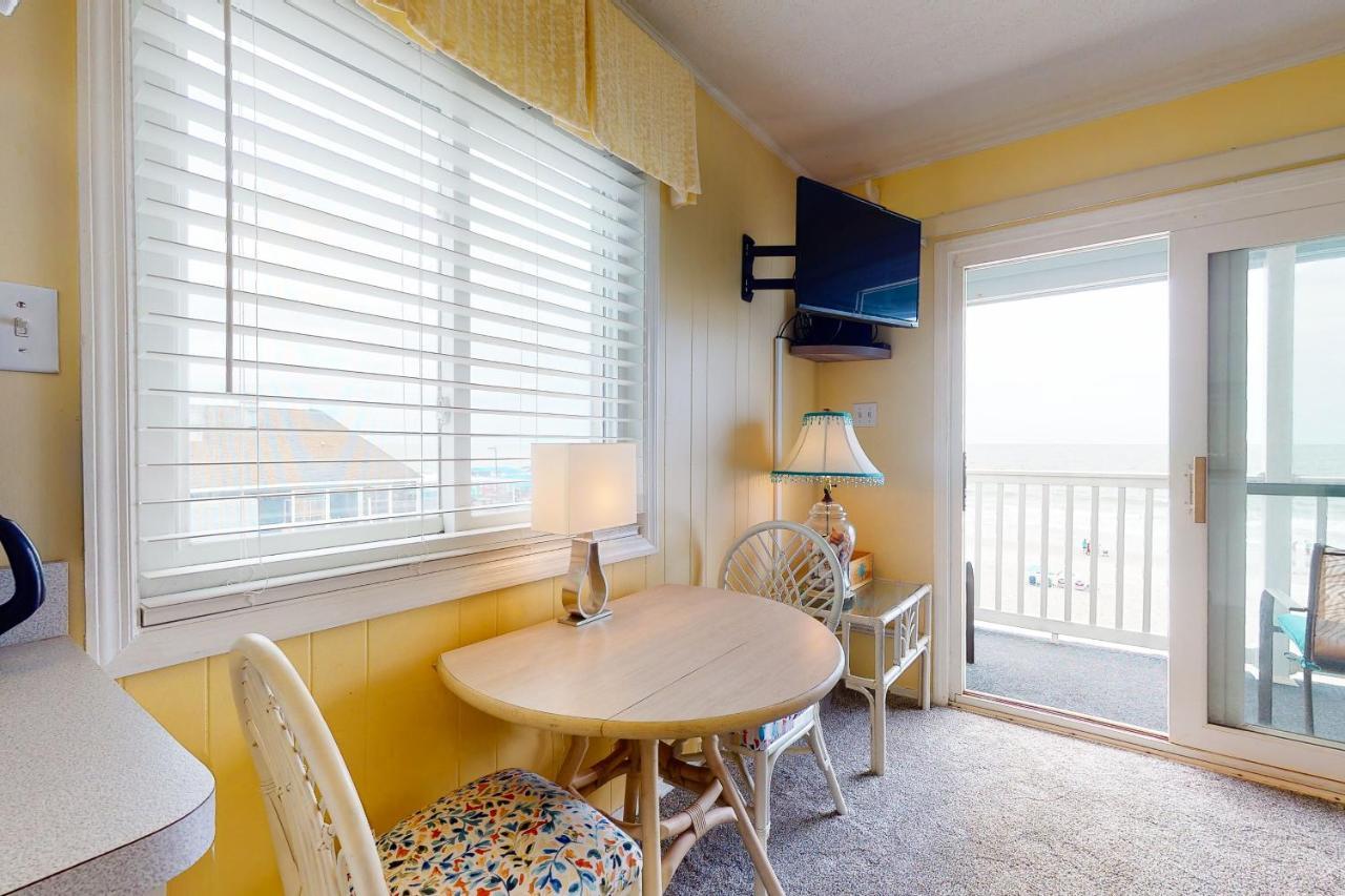 Beachfront Blessing Myrtle Beach Bagian luar foto